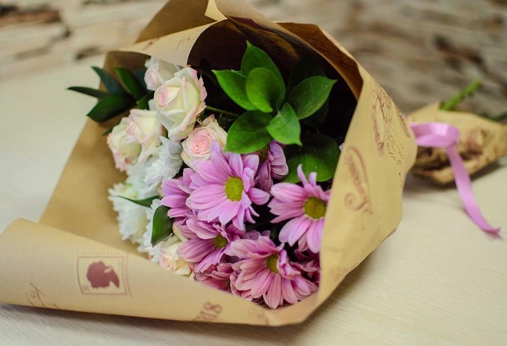 Букет цветов из: Розы и Хризантемы в Марьиных Колодцах