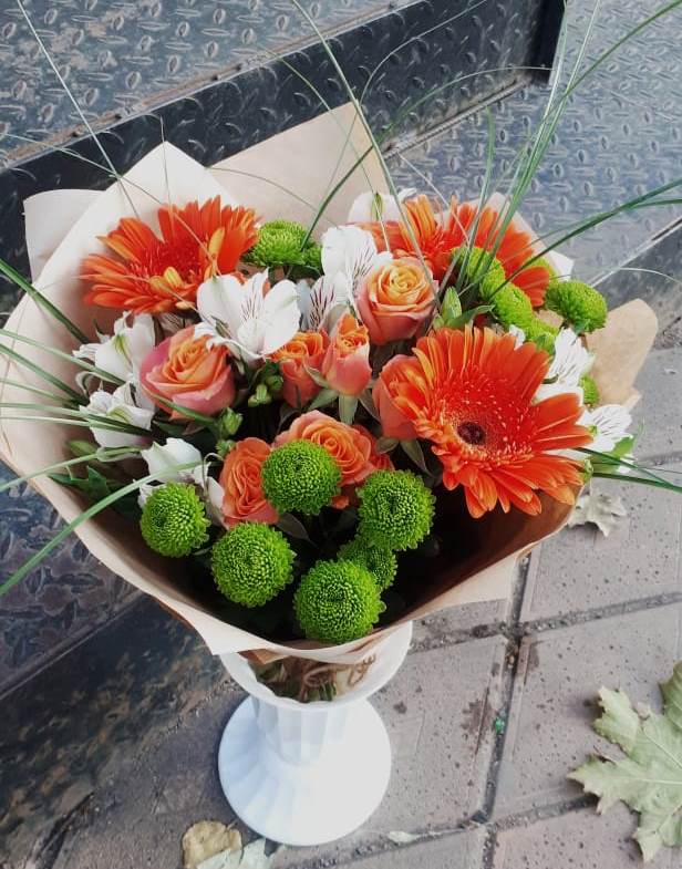 Букет цветов из: Герберы, Хризантемы, Альстромерии и Розы в Марьиных Колодцах
