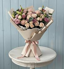 Букет цветов из:  Розы и Лизиантусы в Марьиных Колодцах