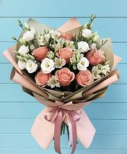 Букет цветов из:  Розы, Альстромерии и Лизиантусы в Марьиных Колодцах