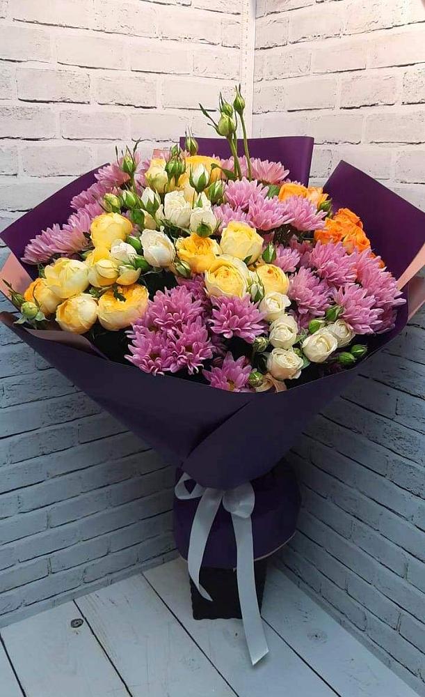 Букет цветов из: Хризантемы и Розы в Марьиных Колодцах