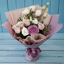 Букет цветов из:  Розы и Лизиантусы в Марьиных Колодцах