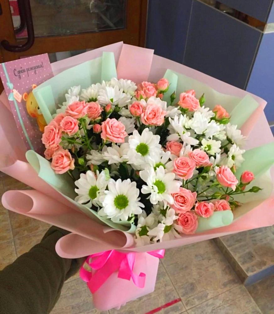 Букет цветов из: Розы и Хризантемы в Марьиных Колодцах