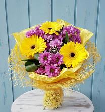 Букет цветов из:  Хризантемы и Герберы в Марьиных Колодцах