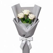 Букет 3 белые розы в Марьиных Колодцах