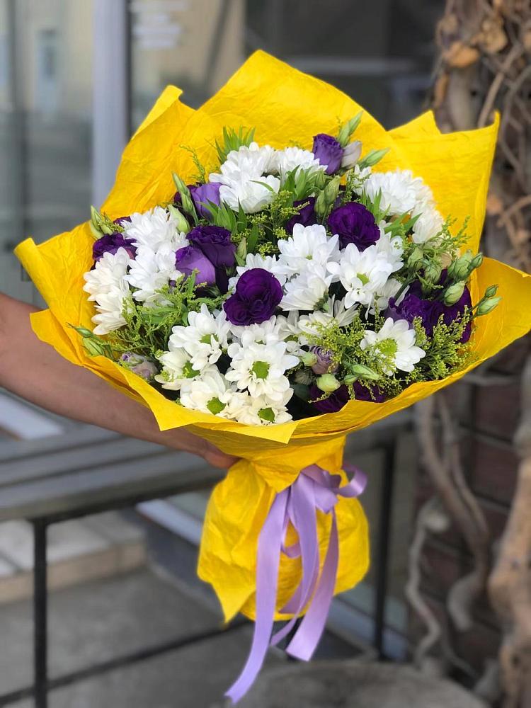 Букет цветов из: Ирисы, Хризантемы и Ромашки в Марьиных Колодцах