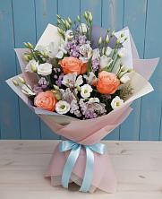 Букет цветов из:  Лизиантусы, Розы, Альстромерии и Гипсофила в Марьиных Колодцах