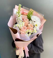 Букет цветов из:  Хризантемы и Розы в Марьиных Колодцах