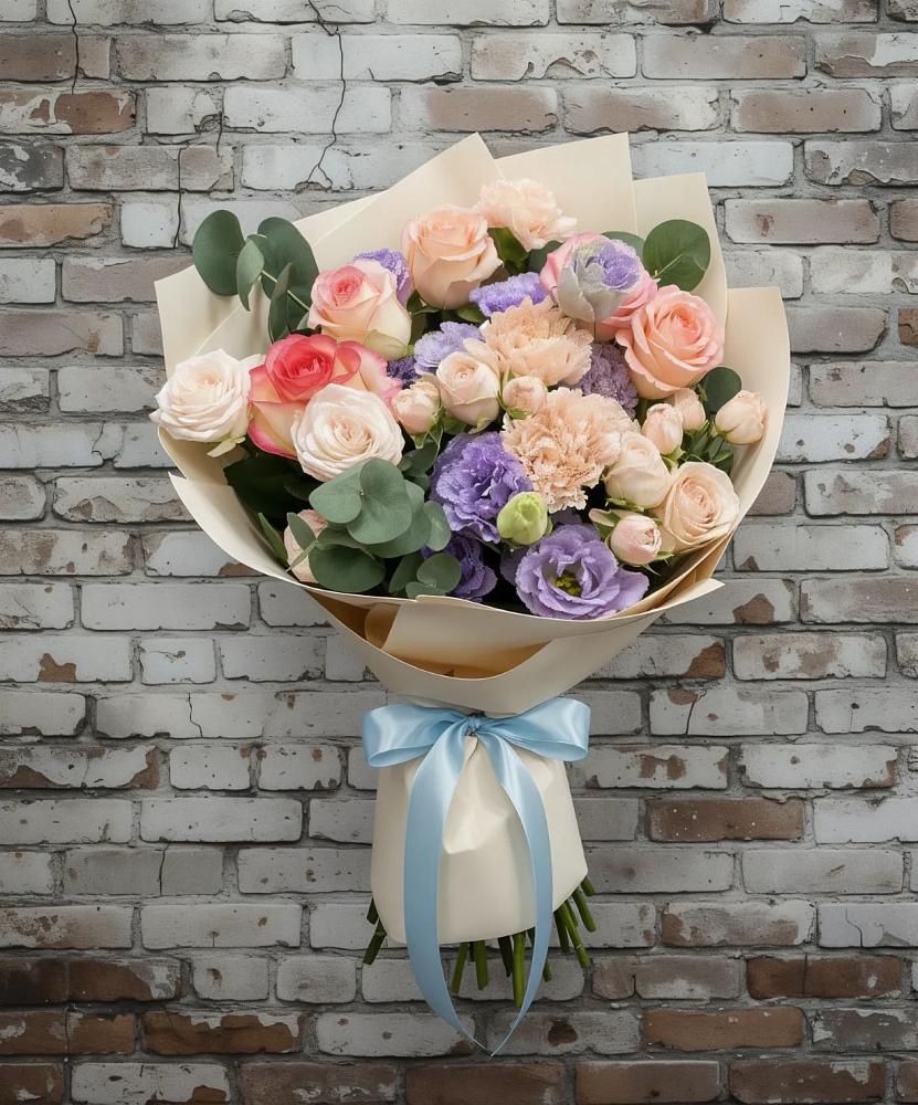 Букет цветов из: Розы, Лизиантусы и Гвоздики в Марьиных Колодцах