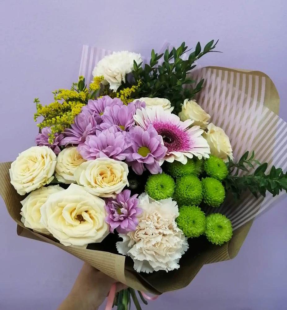 Букет цветов из: Хризантемы, Розы, Гвоздики и Герберы в Марьиных Колодцах