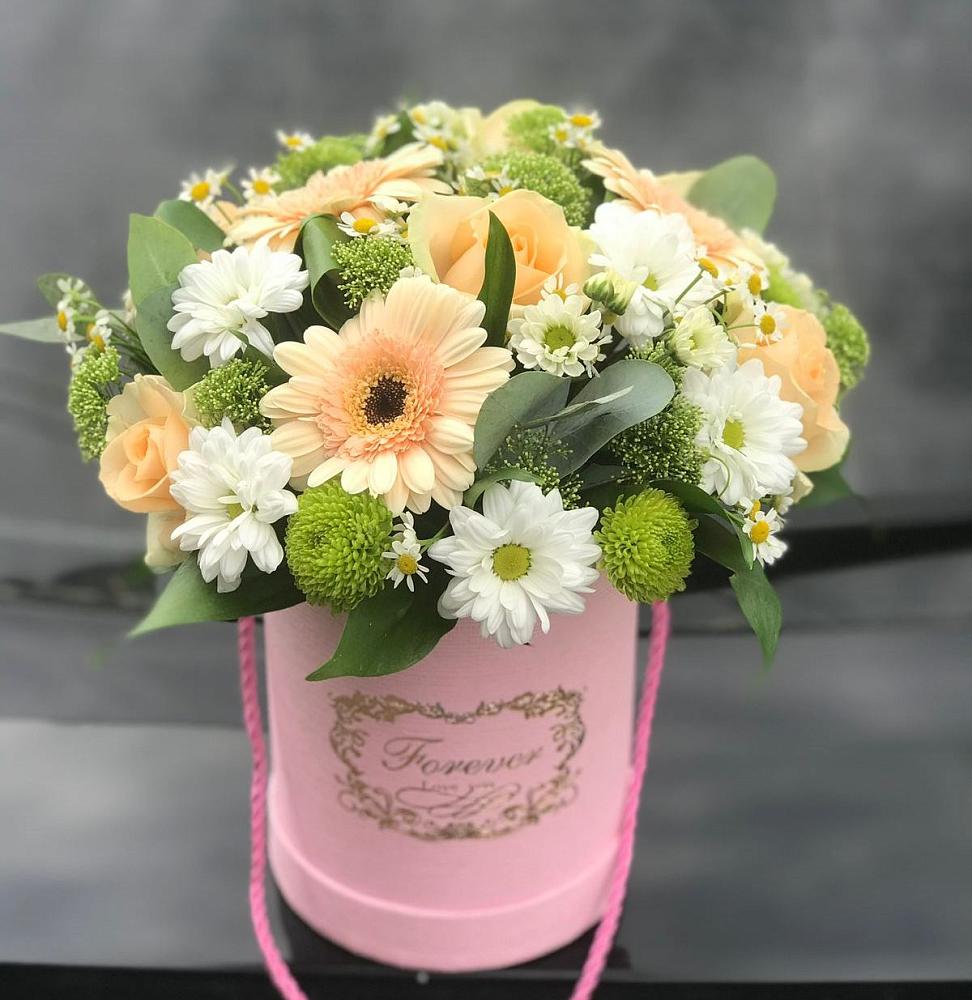 Цветочная композиция из Розы, Герберы и Хризантемы в шляпной коробке в Марьиных Колодцах